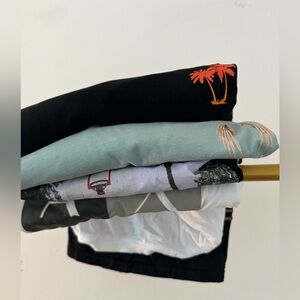 Men assorted t shirts